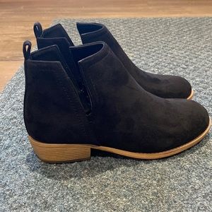 NEW Ladies Journee Collection Boots